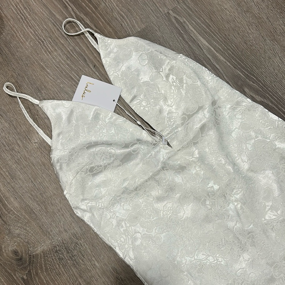 NWT Satin Lulus Dress
